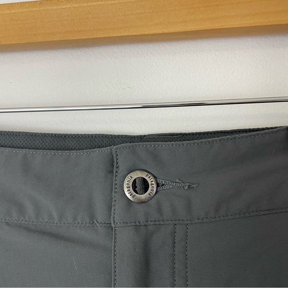 Patagonia Men’s Quandary Gray Shorts Size 38 Outdoor Hiking Athletic - Picture 3 of 8
